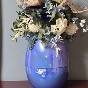 Elegant Blue Floral Vase